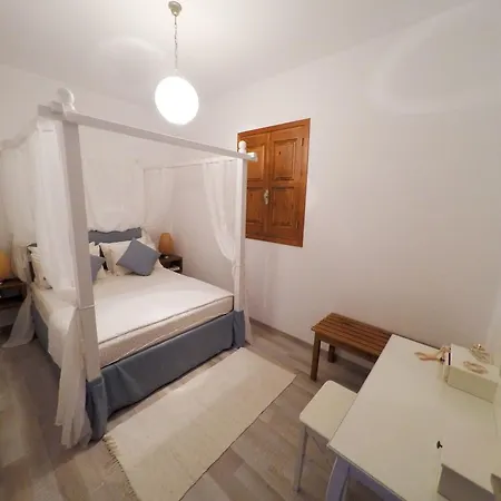 Дом отдыха Lindos Seaside Junior Apartment Линдос