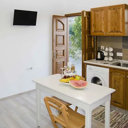 Дом отдыха Lindos Seaside Junior Apartment Линдос
