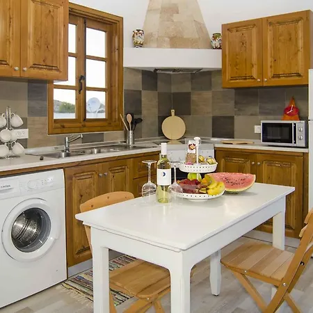 Дом отдыха Lindos Seaside Junior Apartment *